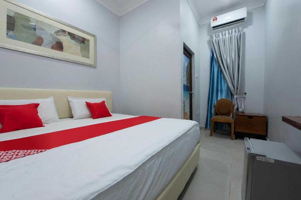 Oyo 90234 Sungai Rengit City Resort 2 Kampung Sungai Rengit المظهر الخارجي الصورة
