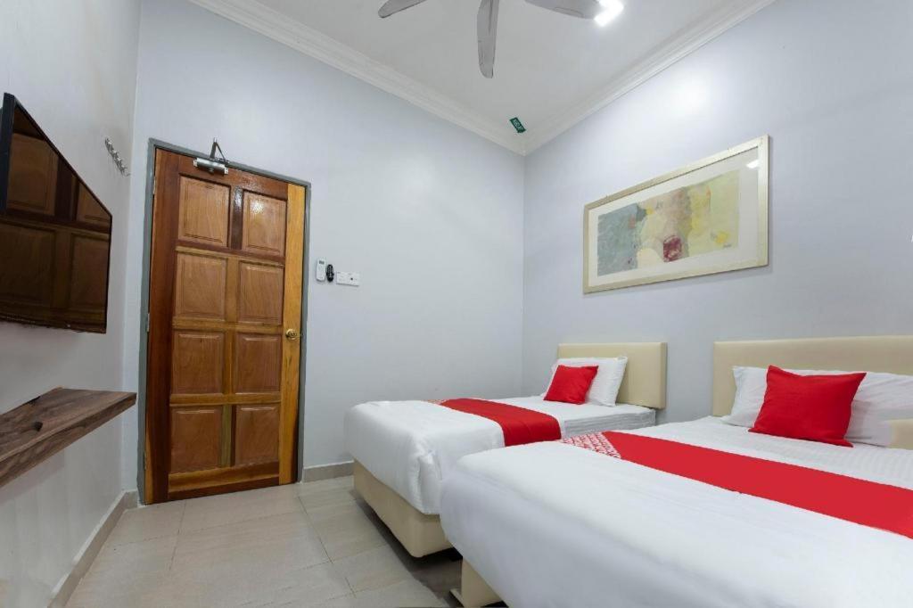 Oyo 90234 Sungai Rengit City Resort 2 Kampung Sungai Rengit المظهر الخارجي الصورة