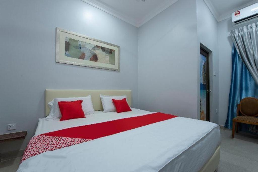 Oyo 90234 Sungai Rengit City Resort 2 Kampung Sungai Rengit المظهر الخارجي الصورة