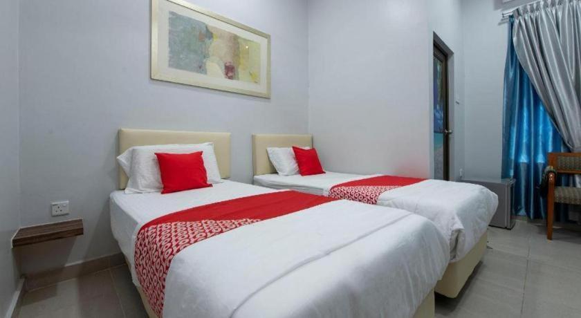 Oyo 90234 Sungai Rengit City Resort 2 Kampung Sungai Rengit المظهر الخارجي الصورة