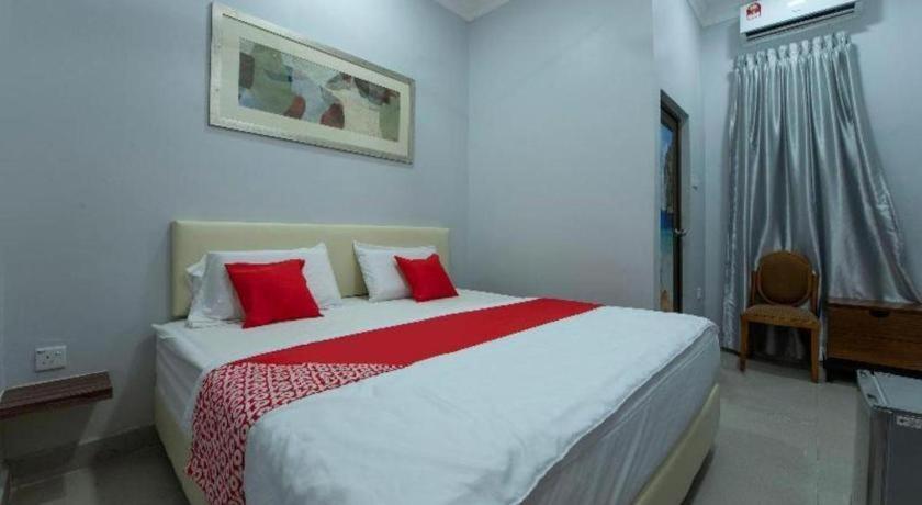 Oyo 90234 Sungai Rengit City Resort 2 Kampung Sungai Rengit المظهر الخارجي الصورة