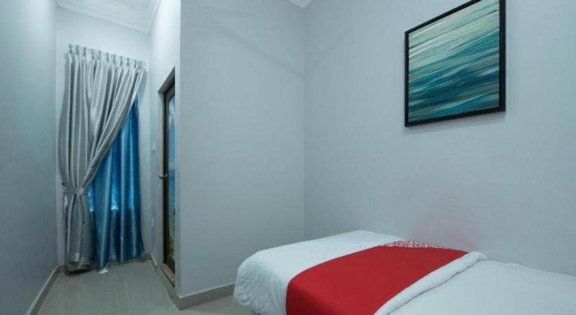 Oyo 90234 Sungai Rengit City Resort 2 Kampung Sungai Rengit المظهر الخارجي الصورة