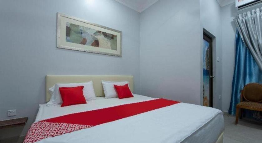 Oyo 90234 Sungai Rengit City Resort 2 Kampung Sungai Rengit المظهر الخارجي الصورة